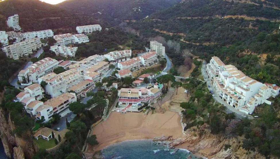 דירות ז'ירונה Cala Salions, Chalana I מראה חיצוני תמונה